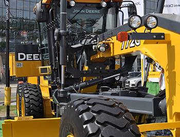 John Deere 772G